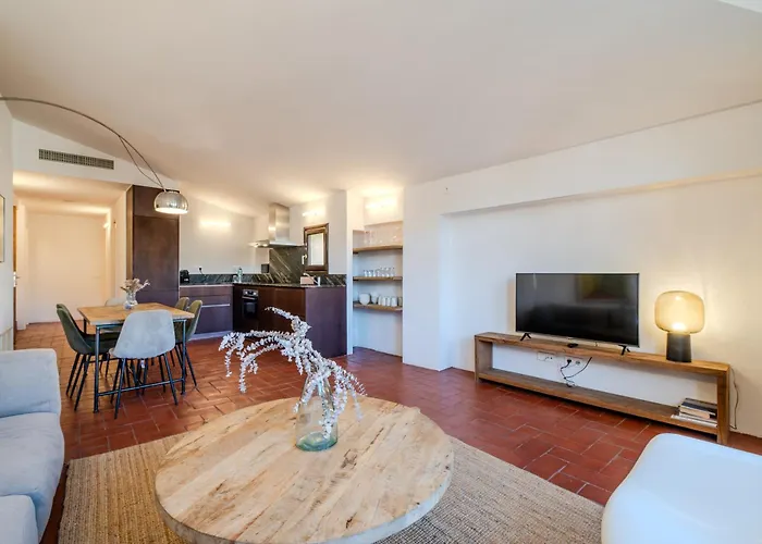 Flateli Santa Clara 31 公寓 *