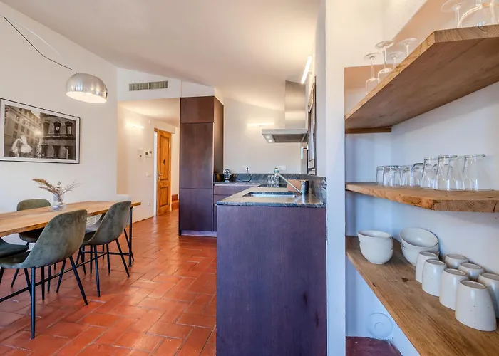 Flateli Santa Clara 31 * Gerona