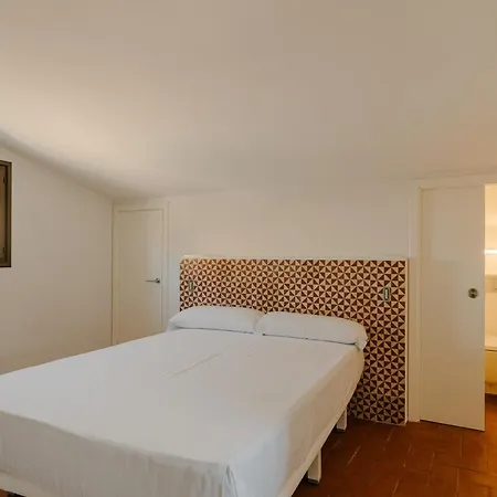 아파트 Flateli Santa Clara 31 지로나