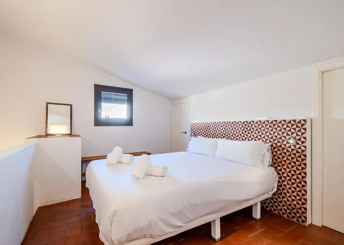 Flateli Santa Clara 31 شقة خيرونا